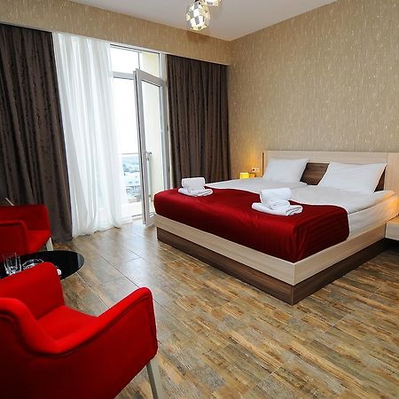 โรงแรมคอลคี Tbilisi ภายนอก รูปภาพ