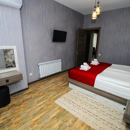 โรงแรมคอลคี Tbilisi ภายนอก รูปภาพ